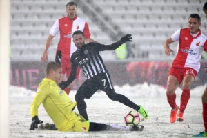 Partizanu presela zimska idila, Zvezda ostaje na +6!