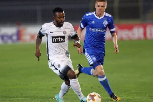 Partizan sa "kreča" poveo u Surdulici!