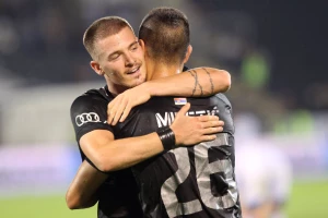 Dirljivo - Šta je Ožegović poručio ''grobarima'' na rastanku, ali i navijačima Darmštata na promociji?