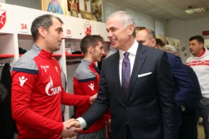 Milijašev ''domaći zadatak'' naslednicima u Zvezdi!