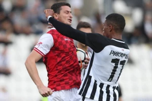 Bata otišao, Partizan se raspucao! Poništen gol Napretka, a da li imamo i promašaj sezone?