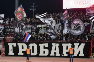 ''Grobari'' pisali navijačima Spartaka: ''Bratski ruski narod se ne napada!''