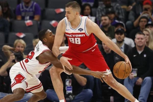 "Profesor" za titulu NBA lige? Kingsi ne daju Bogdana, ali nude Bjelicu!
