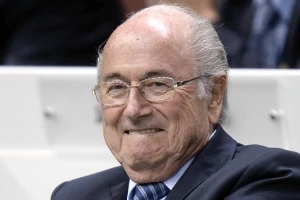 Fifa: Blater nepoželjan na Mundijaitu