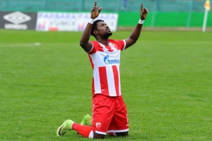 Zemun teška meta, Zvezda slavi Boaćija