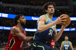 LeBron držao čas u Teksasu, Luka nemoćan, Bobiju dabl-dabl za 10 minuta! Lider protutnjao kroz Sakramento, a Beli kao Bobi!