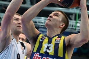 EL - Bogdan i Bjelica vodili Fener do pobede, Real lako sa Atinjanima!