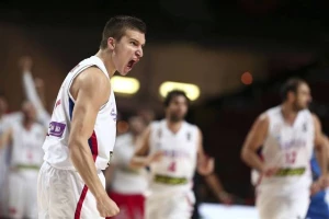 Oduševljenje ne jenjava - "Bogdanović with the TROJKA!"