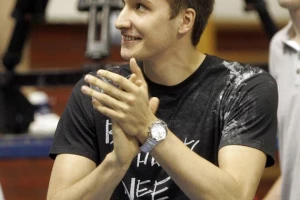 Bogdan u ''Pioniru'', ''Grobari'' u delirijumu!
