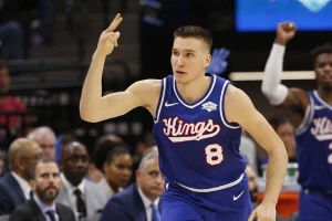 Bogdanovo veče karijere! Srbi na "koti 48", kako je prošao Karmelov debi?
