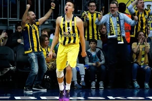 Bešiktaš namučio Fener pred gostovanje u Beogradu