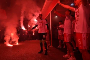 Zvezda objavila nove snimke šampionskog slavlja, šta je Stanković rekao igračima u svlačionici?