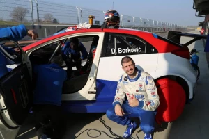 WTCC - Borković jači i od zabrane lekara!