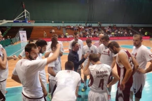 Tuga - Gasi se još jedan košarkaški velikan...