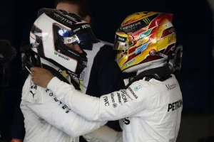 Hamilton: ''Botas je zaslužio dugoročan ugovor sa Mercedesom''
