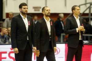 Partizan neće da smenjuje Peru Božića!