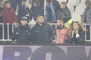 Gotovo - Božinov je opet slobodan igrač, ko će prvi reagovati?