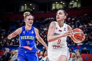 Problem rešen, Jelena je presrećna - vraća se u Srbiju!