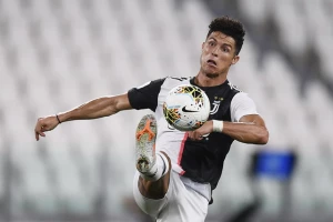 "Ronaldo ne poštuje saigrače i Italiju" Portugalac se zamerio bivšem fudbaleru Juventusa!