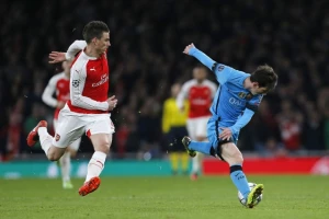 Kapiten napustio Arsenal, povratak u otadžbinu!