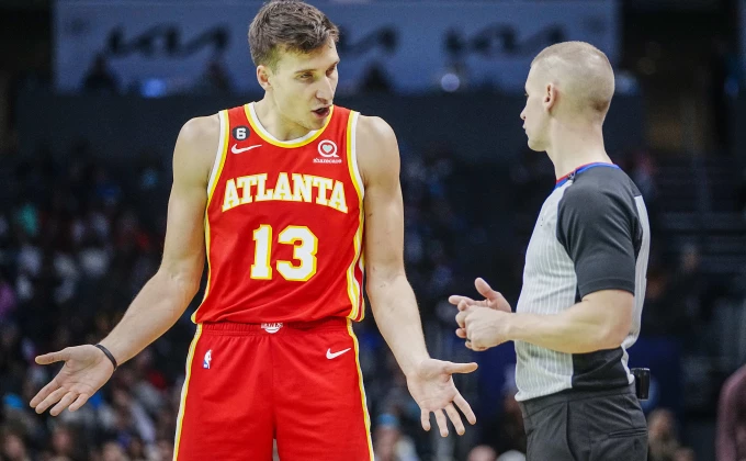 AP Photo/Rusty Jones