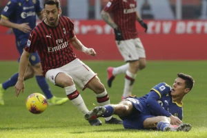 Peh za Milan pred Ligu Evrope, vezista propušta Seltik!