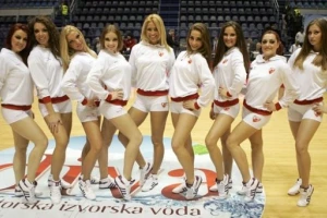 "Crvena strast" bukti "Pionirom"