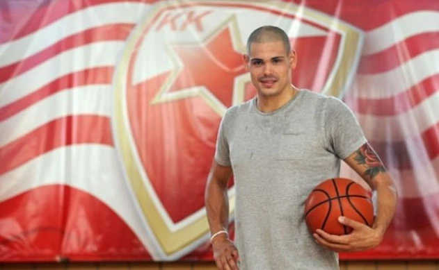 kkcrvenazvezda.rs