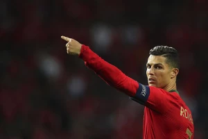 Kakva bruka golmana Litvanije, o Ronaldovom golu se priča!