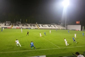 SL - Gde Slavoljub stade, Dragoljub produži