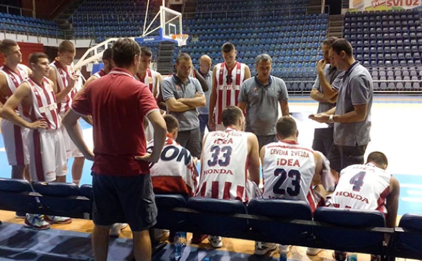 twitter.com/kkcrvenazvezda