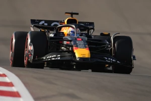 Ferstapen sa pol pozicije kreće sprint trku u Ostinu