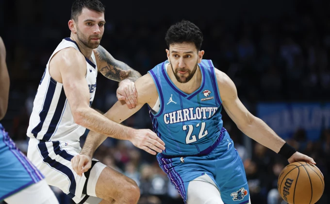 AP Photo/Nell Redmond