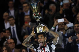 Gotovo - Dani Alveš se dogovorio, opet će imati ogromnu platu!