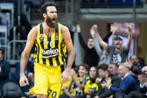 EL - Fener je ponovo ''onaj stari'', Efes ubedljiv bez Vase Micića