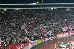 ''Delije'' krenule na stadion, jedan detalj je posebno zanimljiv