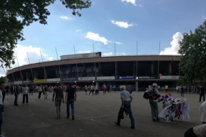 Finale Kupa UŽIVO - Okupljaju se navijači, zagreva se atmosfera u Humskoj