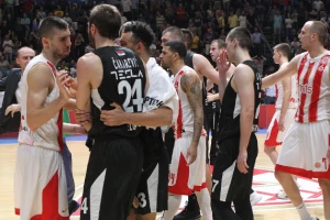 Zvezda prazni kasu posle derbija, Deleon izrekao kazne!