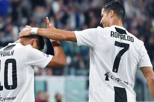Ronaldo i Dibala u svađi? Ma kakvi, ovaj kadar govori sve!