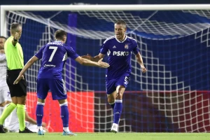 HNL - "Lepotica" Atanasova razljutila "modre", Hajduk "potonuo" na "Maksimiru"!