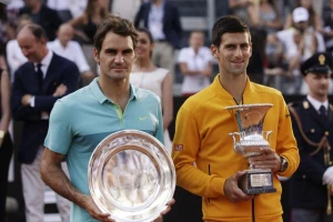 Novi ''argument'' protiv Đokovića, Federer = Mesi?!