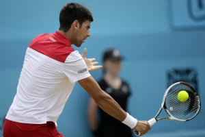 Nole sa starim prijateljem obavlja poslednje pripreme za Vimbldon