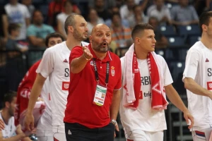 Sale: "VOLIM ove momke, VOLIM ovu zemlju, VOLIM ovaj dres!"