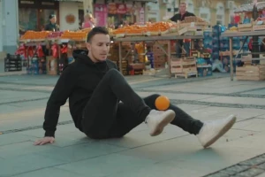 Šta se desi kad srpski fristajler poseti pijacu?