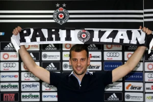 Partizan - Đuričković promovisan, dobio "jedanaesticu"!