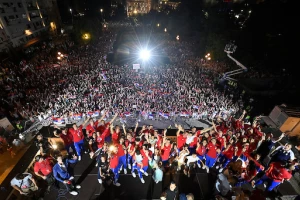 SLIKE DANA - Hiljade ljudi dočekalo srpske olimpijce!