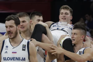 Košarkaška euforija ''drma'' Sloveniju, sprema se spektakularan doček!
