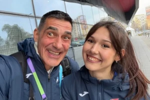 Srećna fotografija tate i ćerke Topić, Dragutin slavi svetsko srebro svoje mezimice