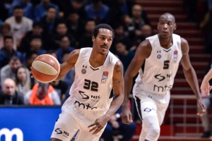 Poluvreme u Zagrebu, Partizan furiozno završio drugu četvrtinu, da li su navijači zadovoljni? (TVITOVI)