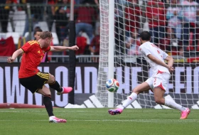(VIDEO) Belgijanci petardom napravili mundijalsko topovsko meso od Tunisa!